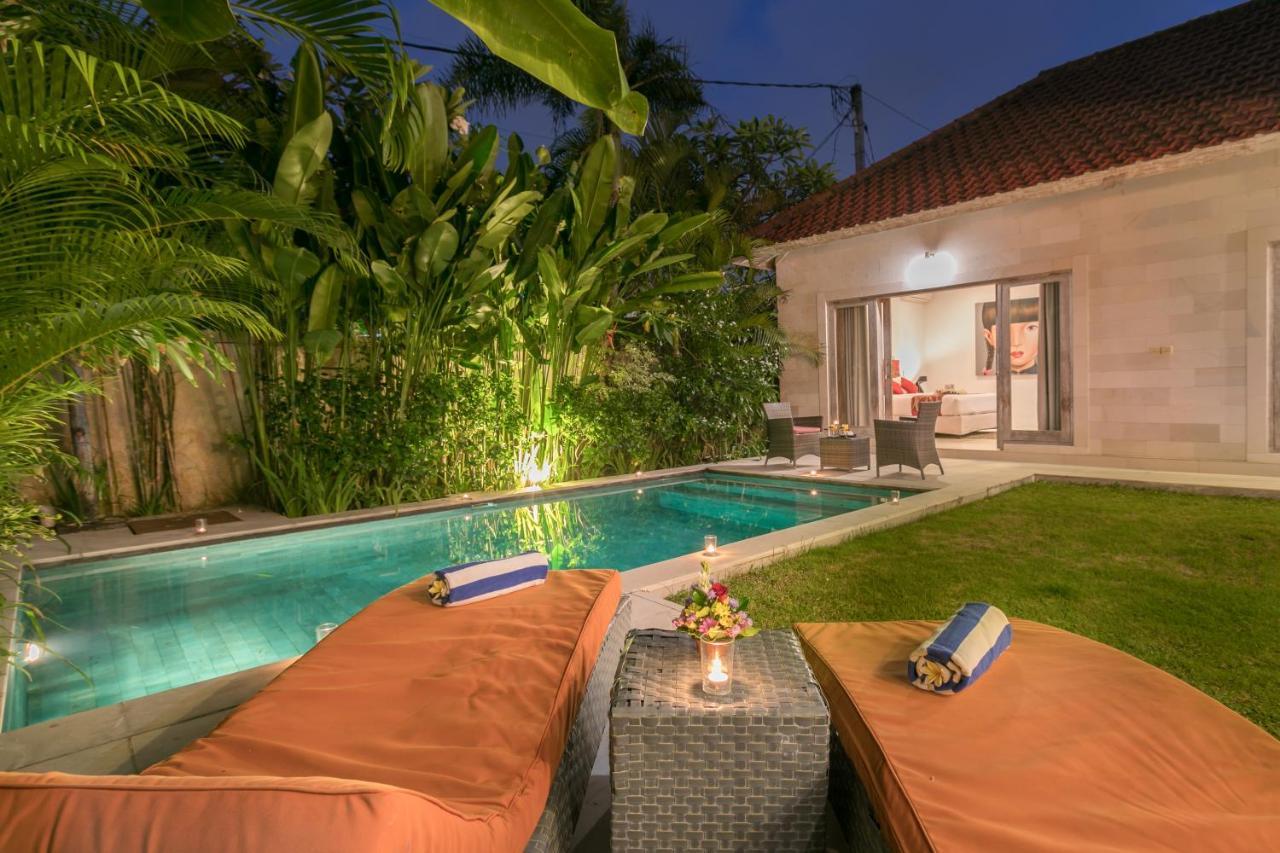 Villa Briana Seminyak By Villas R Us מראה חיצוני תמונה