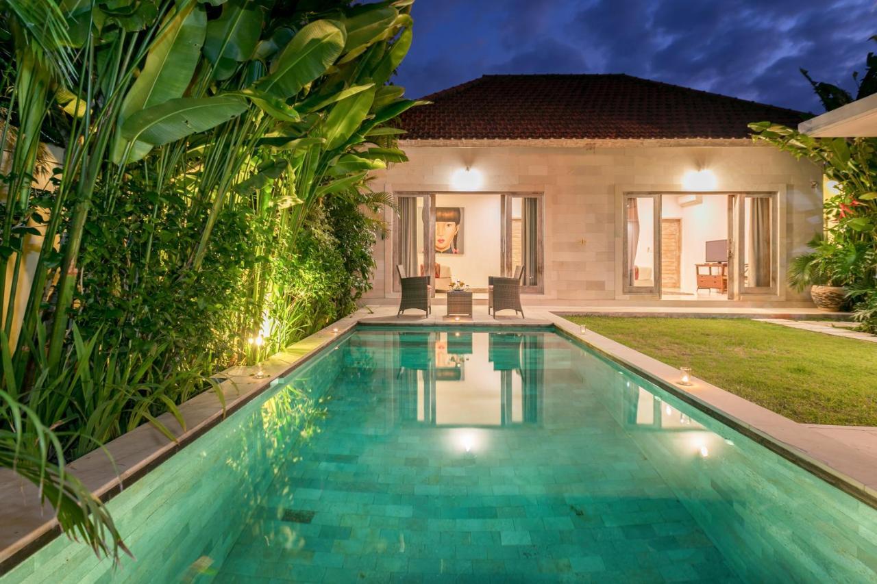 Villa Briana Seminyak By Villas R Us מראה חיצוני תמונה