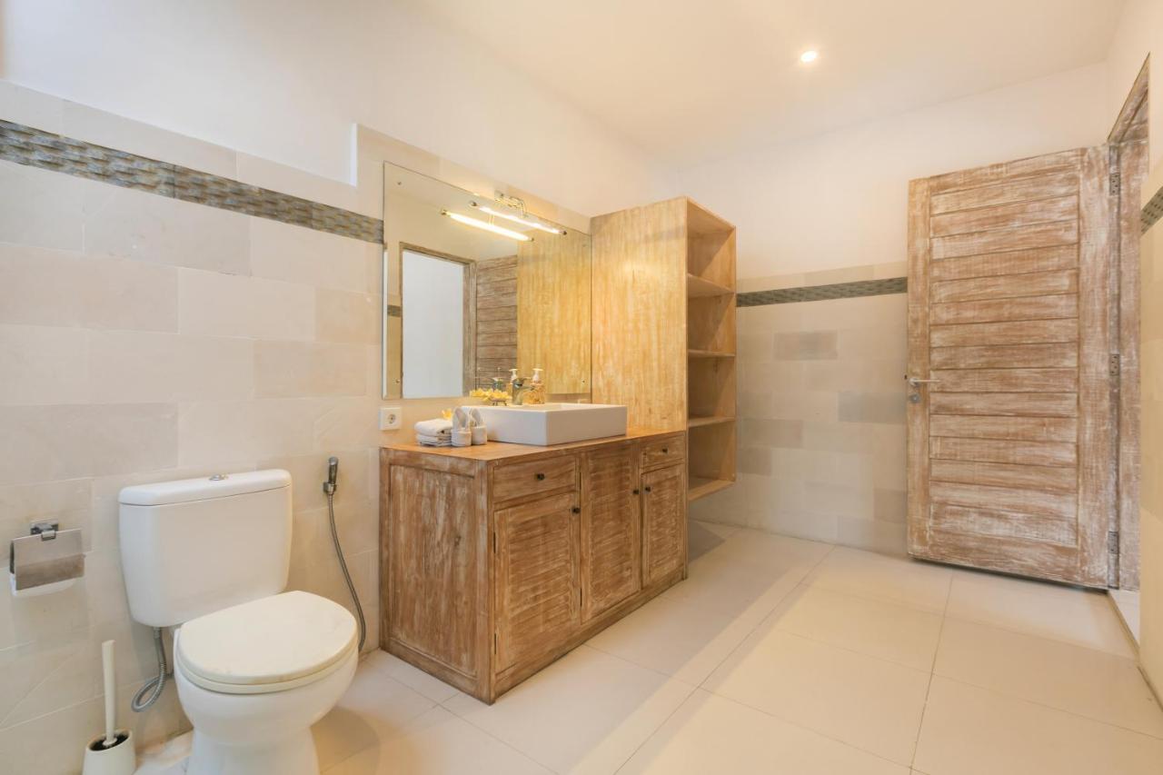 Villa Briana Seminyak By Villas R Us מראה חיצוני תמונה