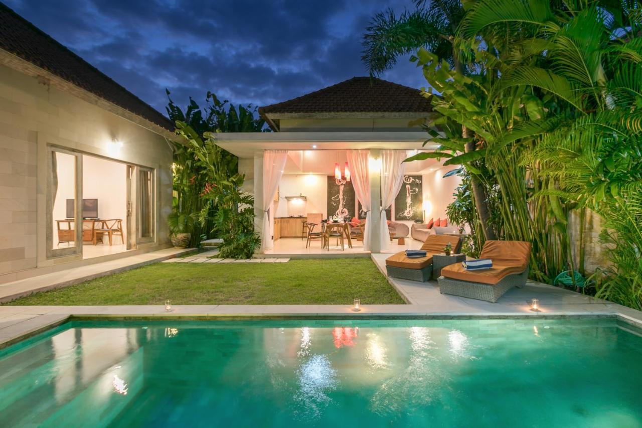 Villa Briana Seminyak By Villas R Us מראה חיצוני תמונה