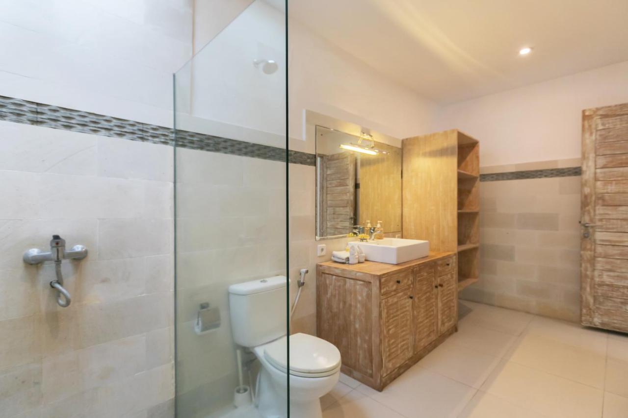 Villa Briana Seminyak By Villas R Us מראה חיצוני תמונה