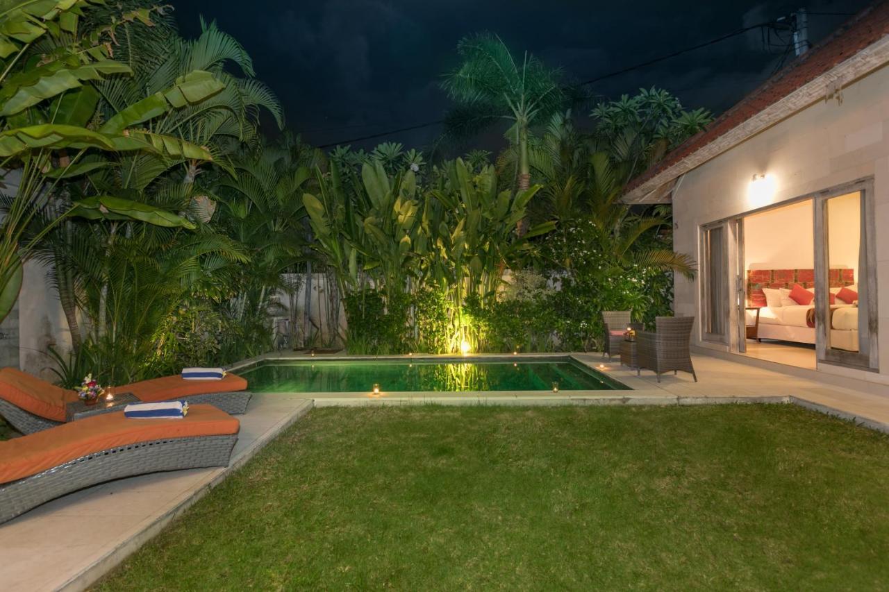 Villa Briana Seminyak By Villas R Us מראה חיצוני תמונה