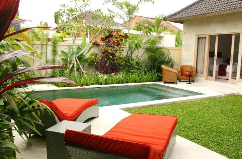 Villa Briana Seminyak By Villas R Us מראה חיצוני תמונה
