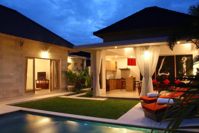 Villa Briana Seminyak By Villas R Us מראה חיצוני תמונה